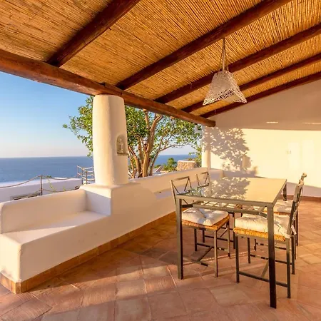 Holiday home Le Casette Di *