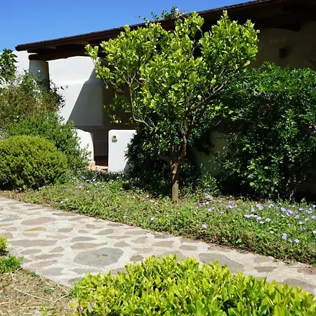 Le Casette Di Malfa (Salina)