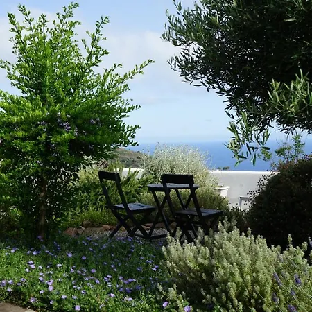 Le Casette Di Malfa (Salina)