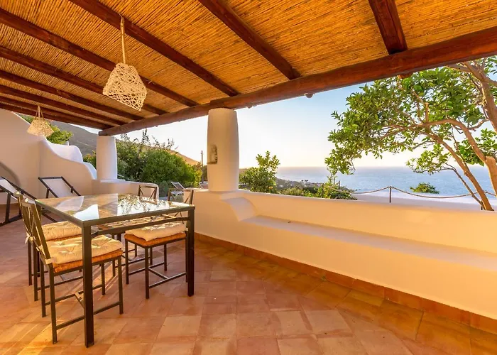 Casa vacanze Le Casette Di Malfa (Salina)