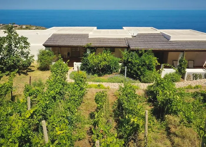 Le Casette Di Casa vacanze Malfa (Salina)